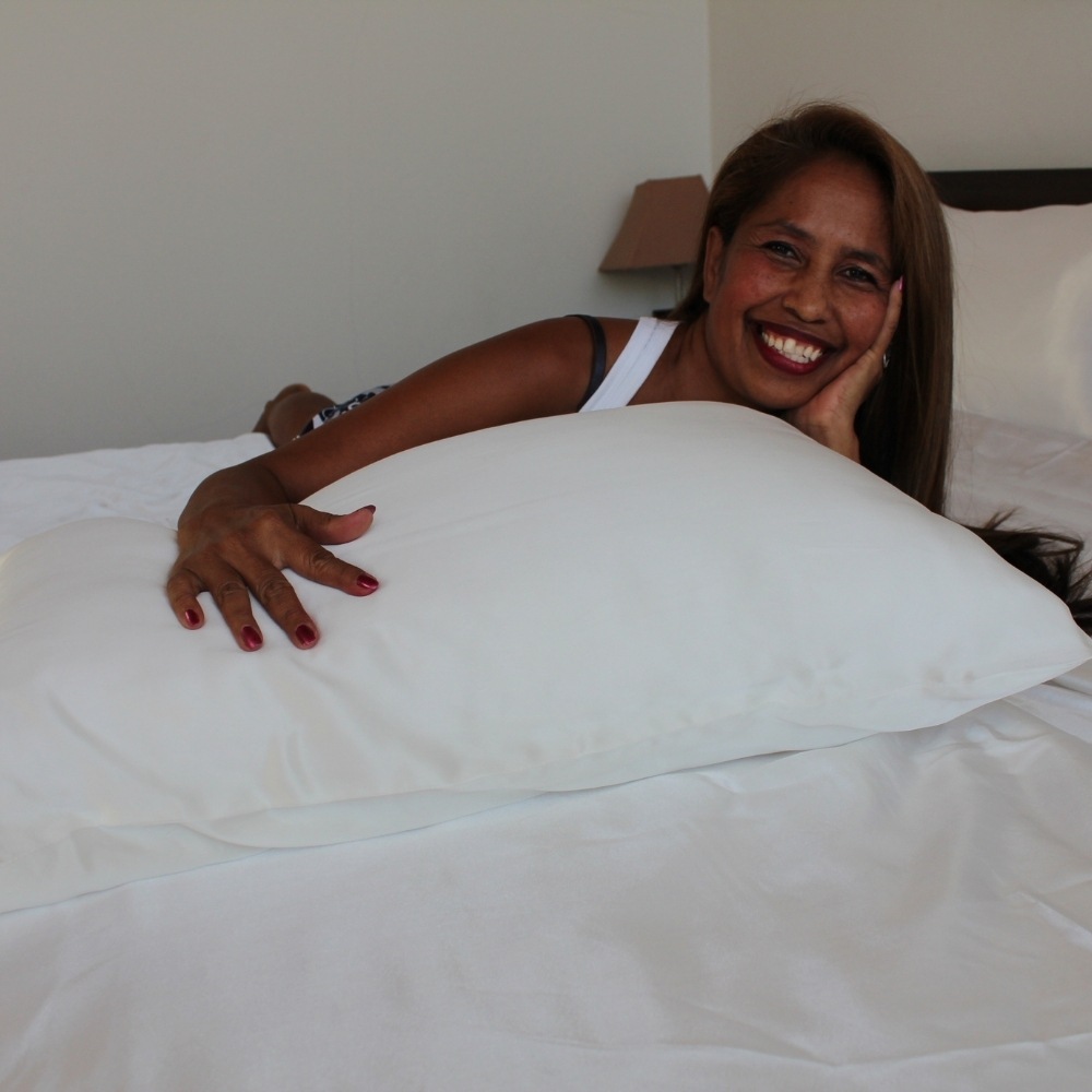 Mulberry Silk White Pillowcase: image 2