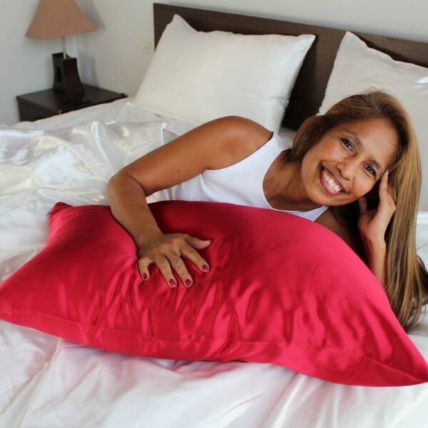red mulberry silk pillowcase